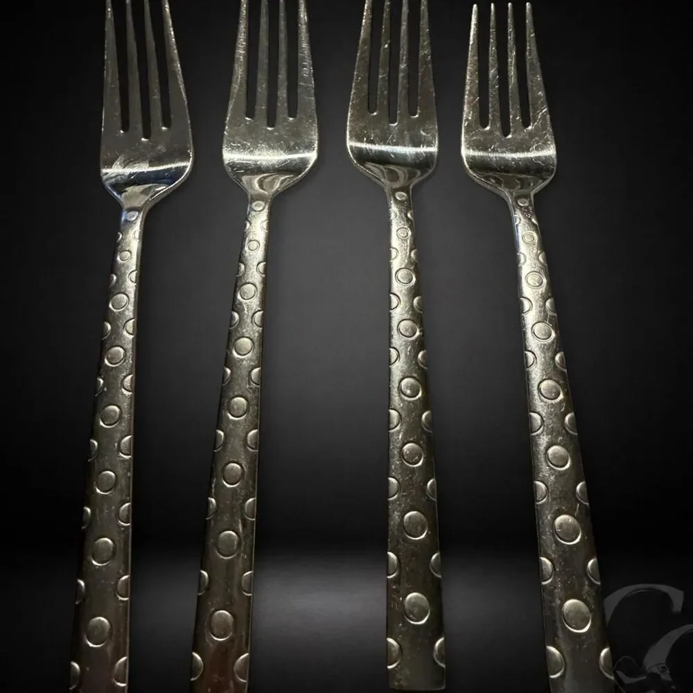 Oneida Cirque Salad Forks 7 1/8” Stainless Dots Bubbles Circles Set of 4